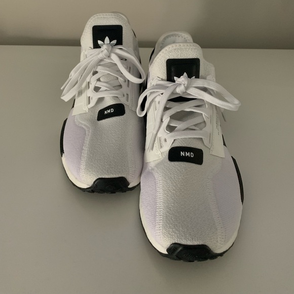 BRAND NEW Adidas NMD_R1 V2 Mens runners - Picture 5 of 5